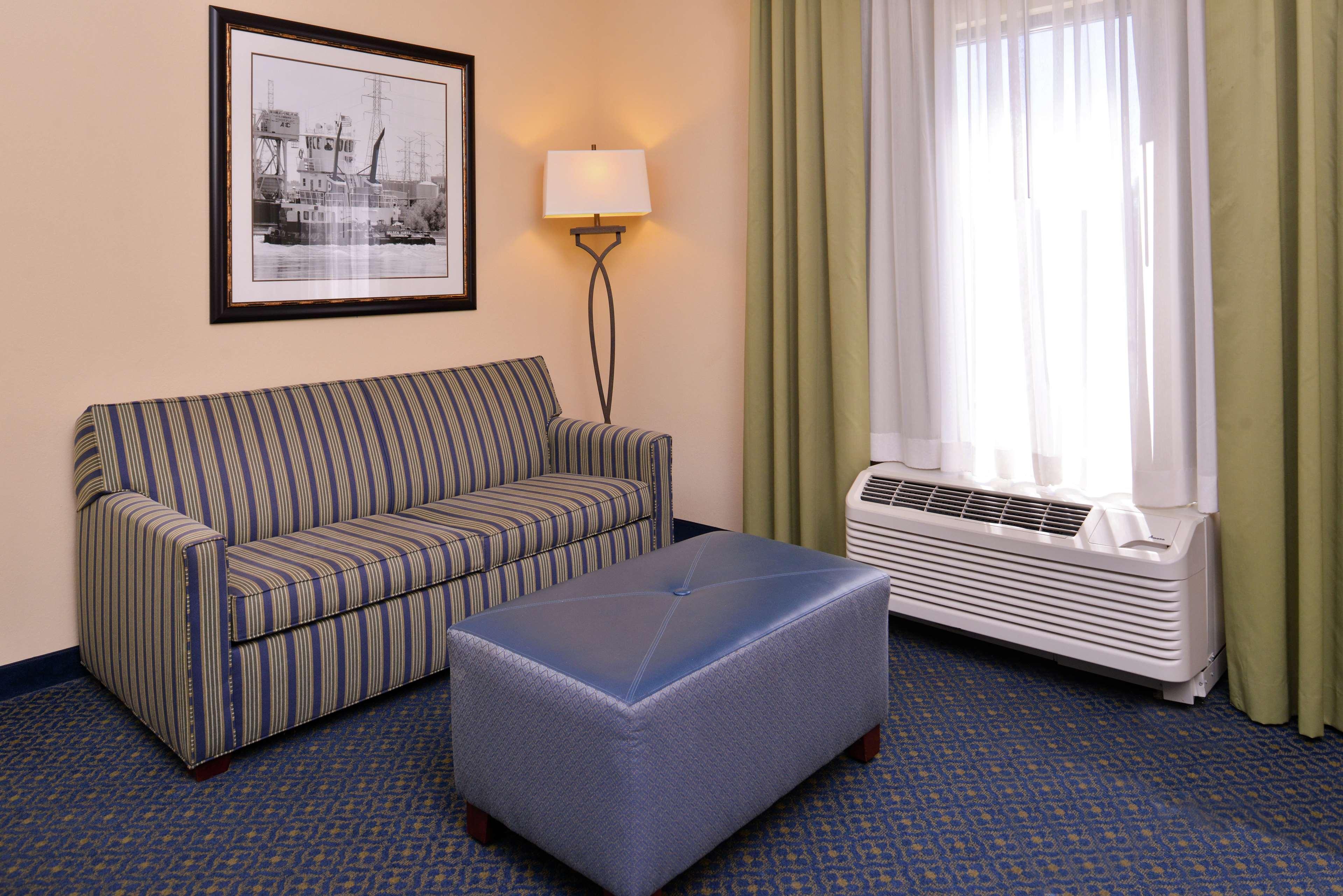 Hampton Inn Jackson-College Avenue Εξωτερικό φωτογραφία