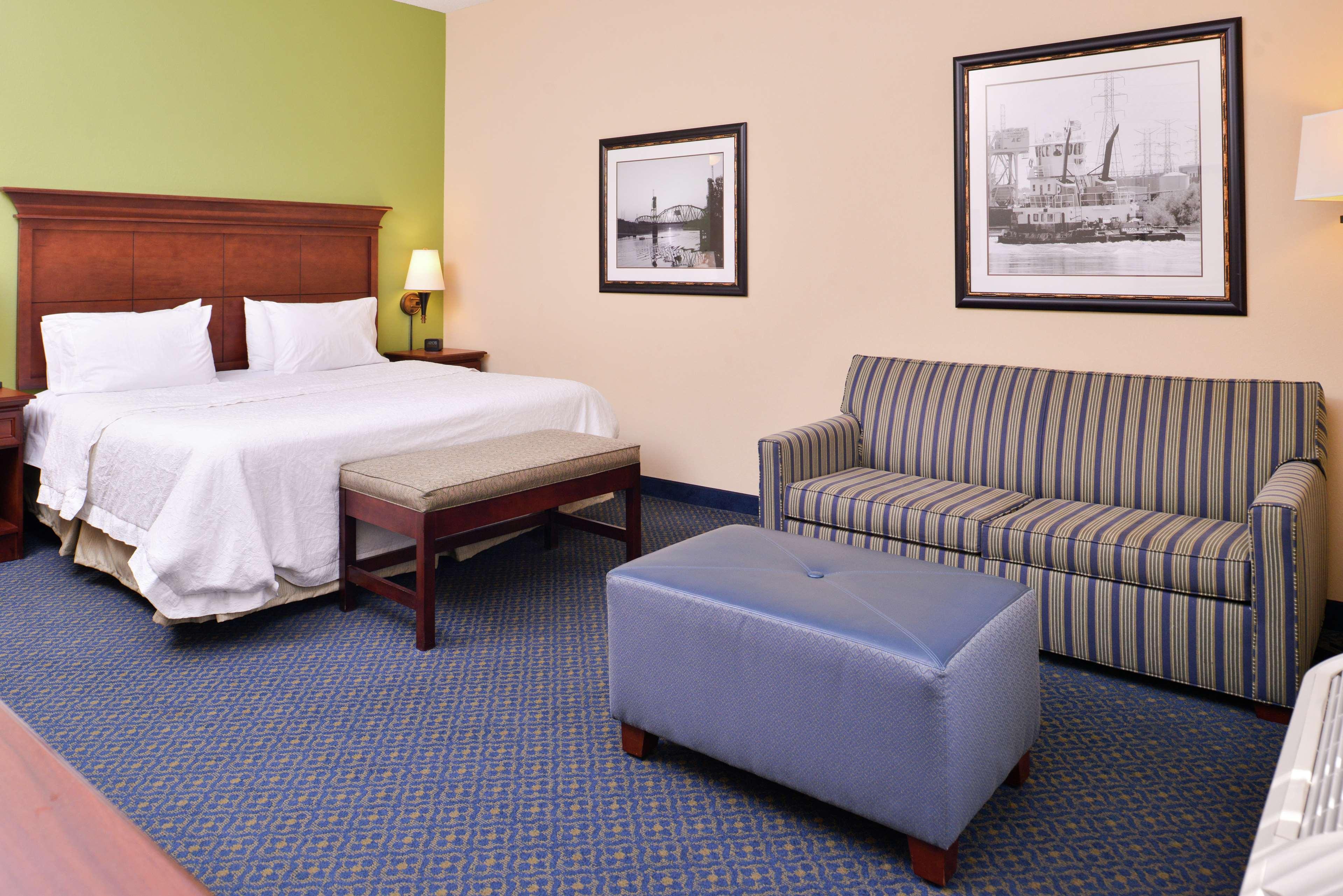 Hampton Inn Jackson-College Avenue Εξωτερικό φωτογραφία