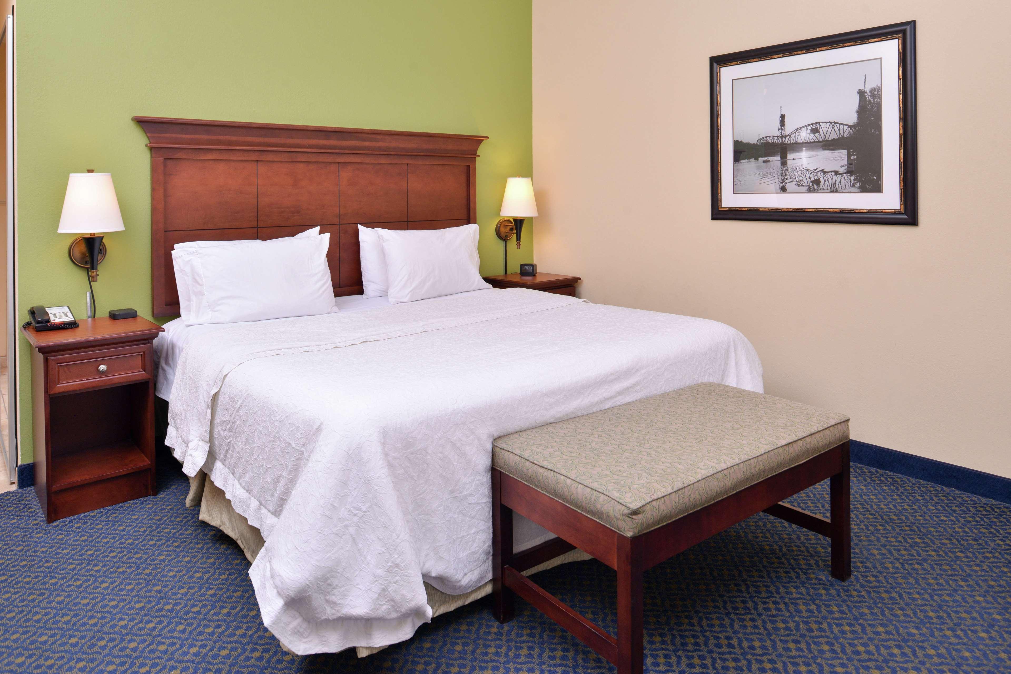 Hampton Inn Jackson-College Avenue Εξωτερικό φωτογραφία