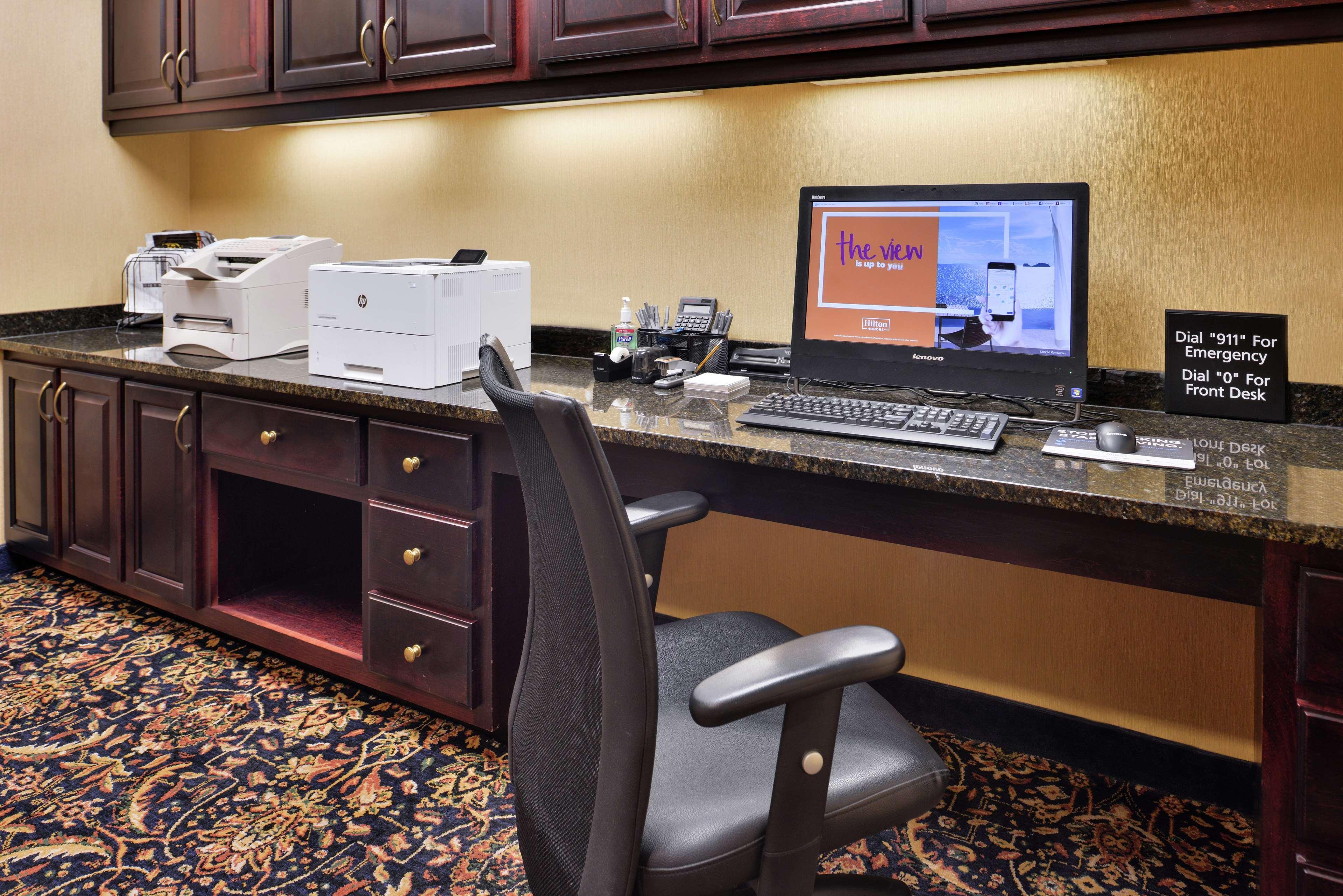 Hampton Inn Jackson-College Avenue Εξωτερικό φωτογραφία
