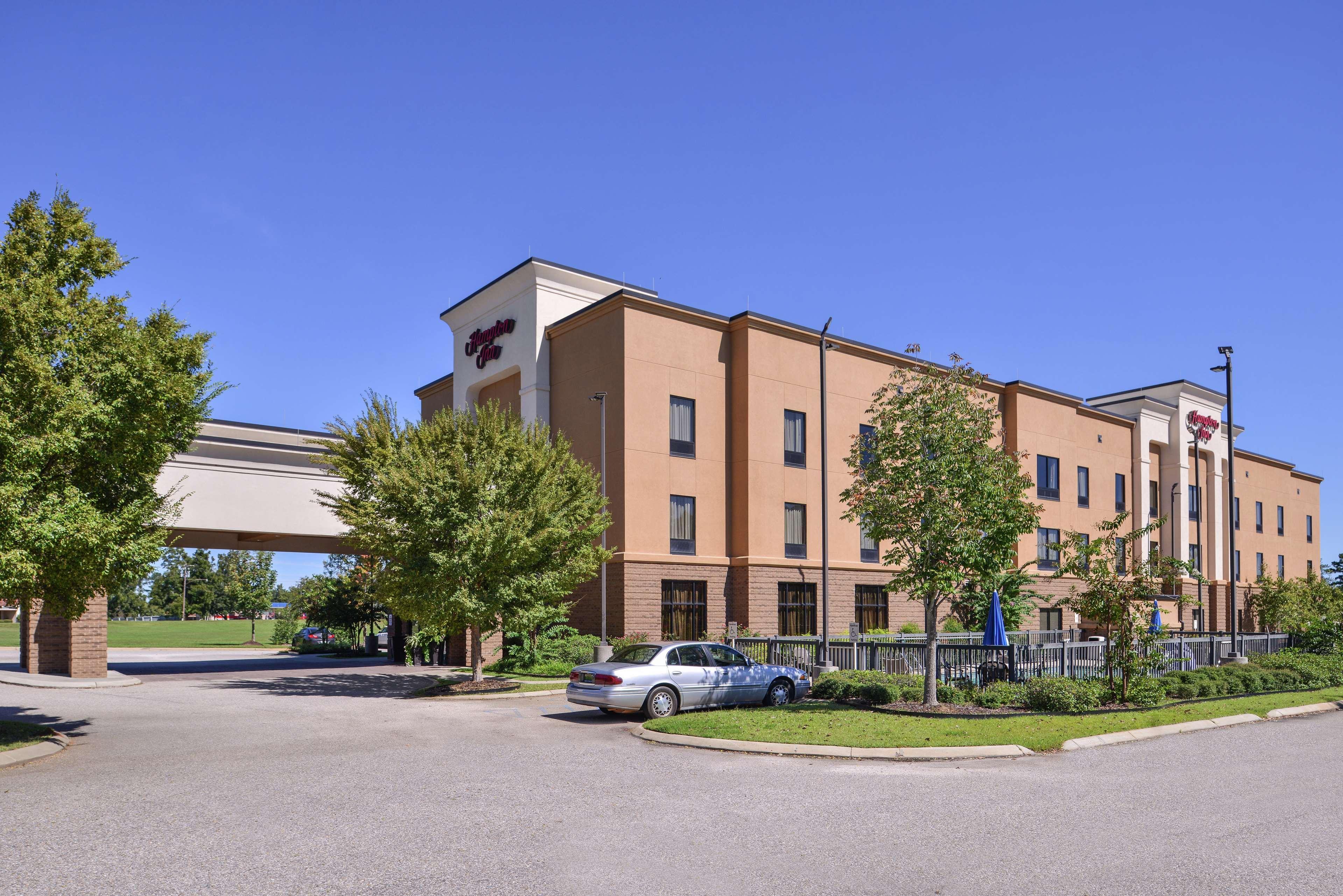 Hampton Inn Jackson-College Avenue Εξωτερικό φωτογραφία