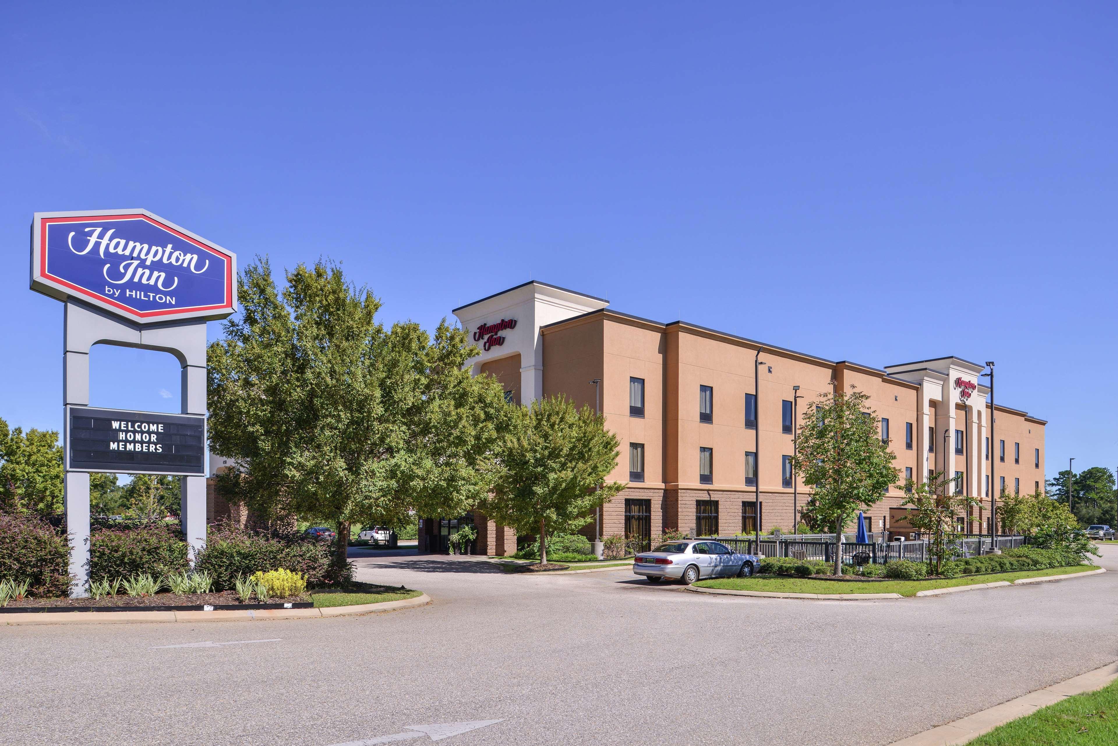 Hampton Inn Jackson-College Avenue Εξωτερικό φωτογραφία