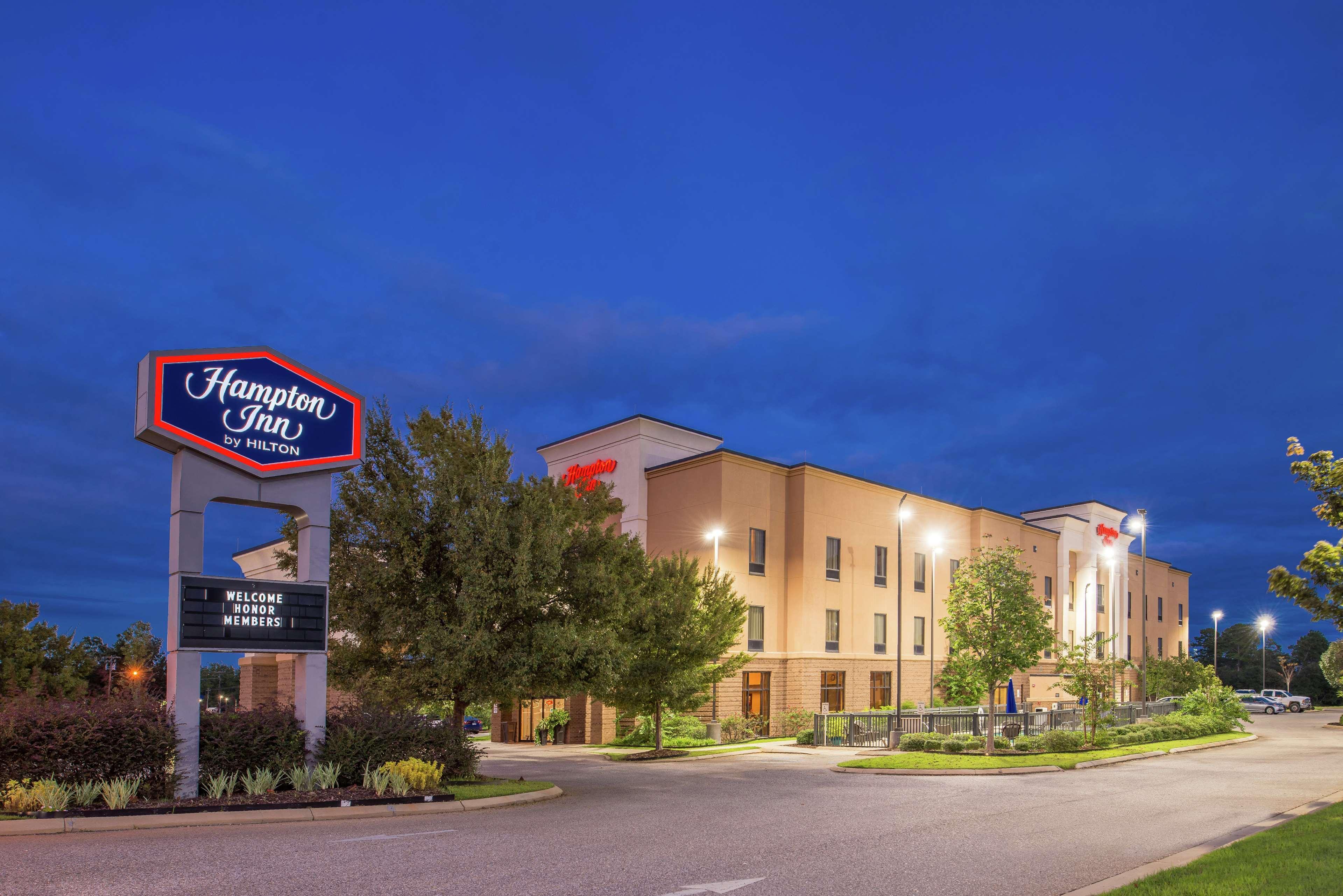 Hampton Inn Jackson-College Avenue Εξωτερικό φωτογραφία