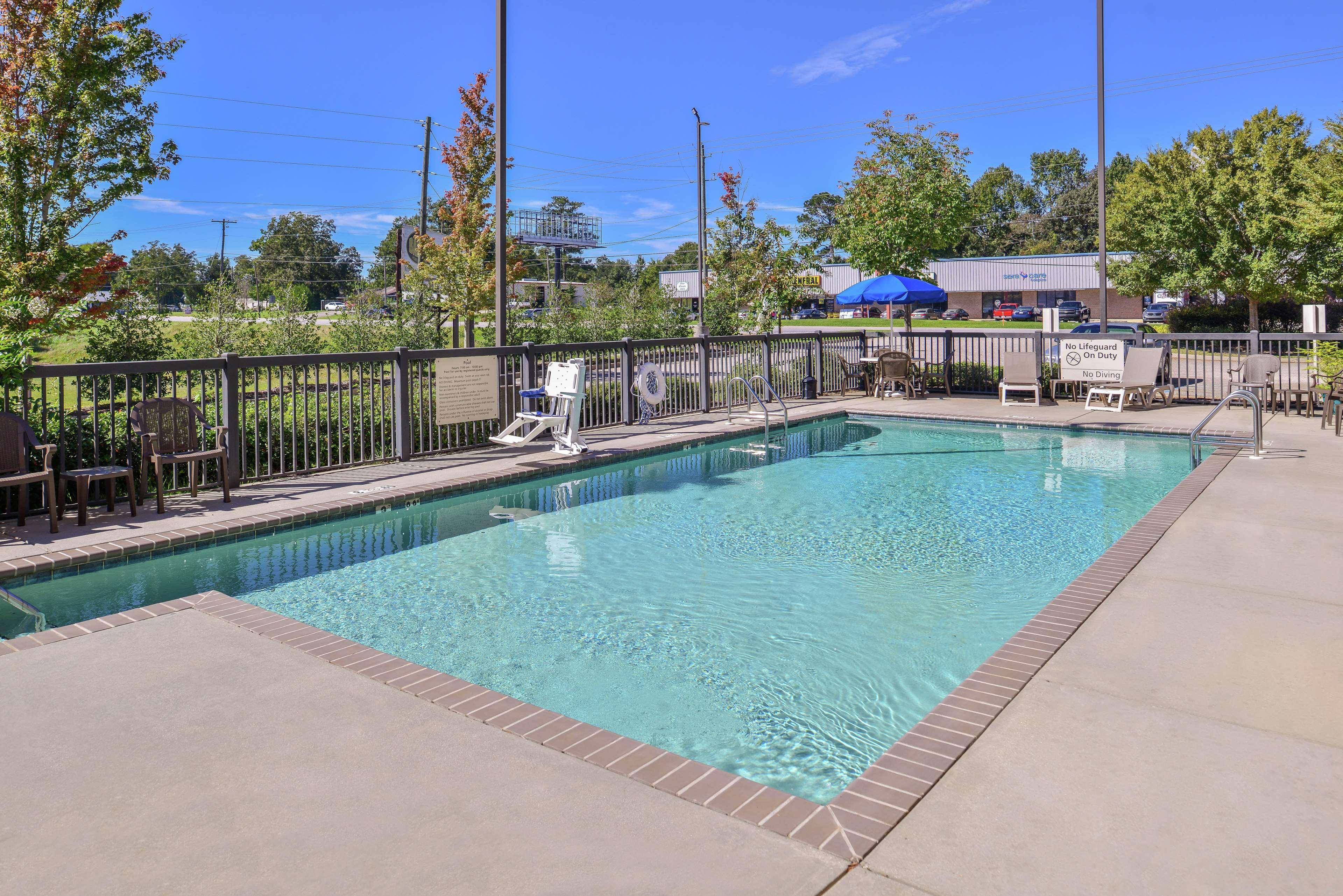 Hampton Inn Jackson-College Avenue Εξωτερικό φωτογραφία