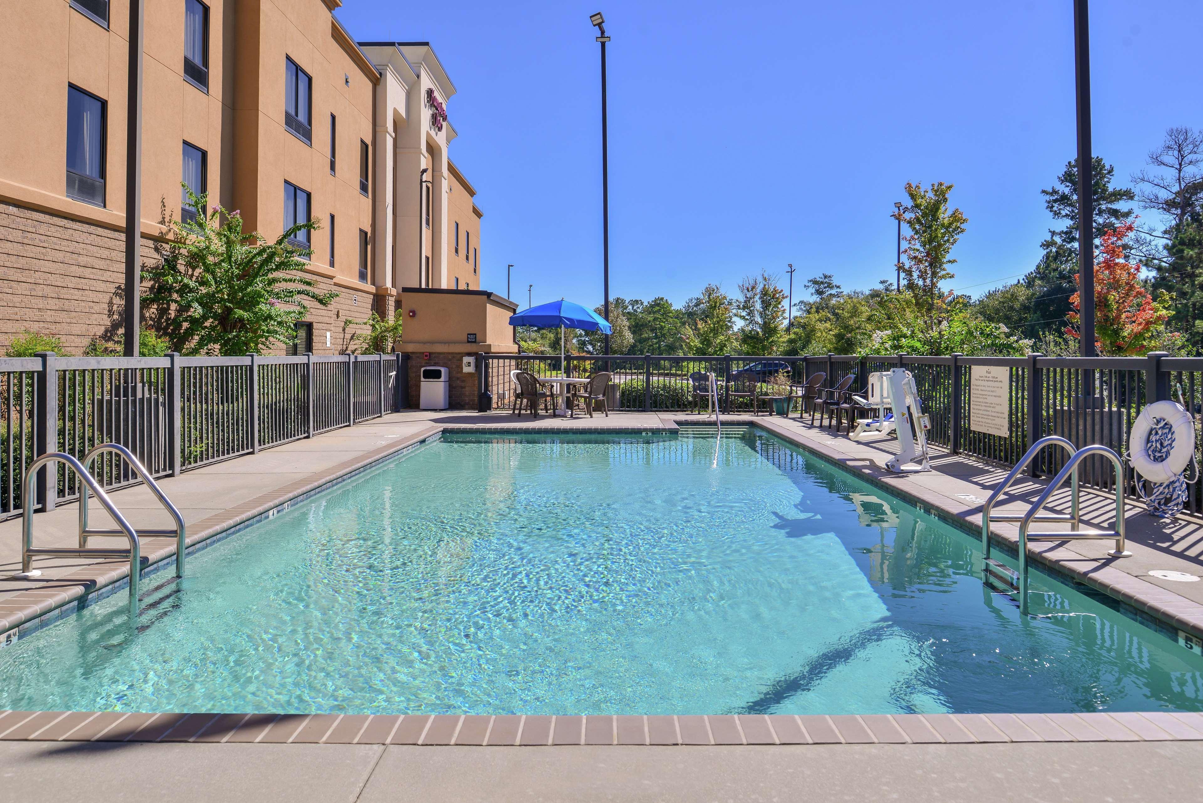 Hampton Inn Jackson-College Avenue Εξωτερικό φωτογραφία
